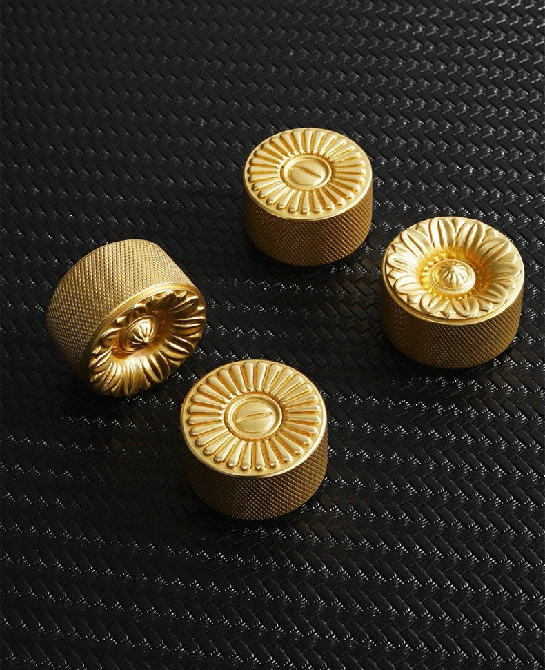 Classic style solid brass drawer knob/Ornate gold cabinet pull/Gold door knob/Gold drawer pull/furniture hardware/cabinet renovation/Texture