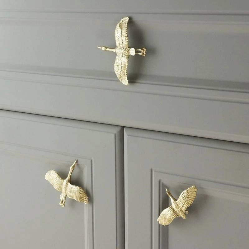 Brass Flying Egret Cabinet Pull/Gold Crane Door Handle/Stork shaped drawer handle/gold furniture hardware/Oriental Bird Cabinet Handle