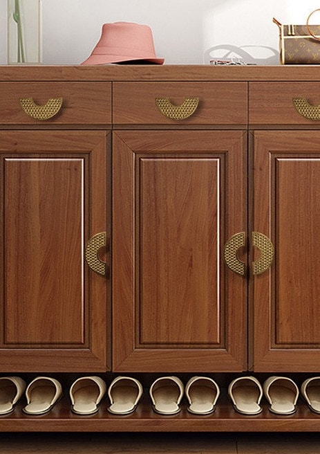 A Pair of Gold brass Fish Scale Cabinet Pulls/half circle wardrobe handles/statement handles/large cabinet handles/Semi circle drawer handle