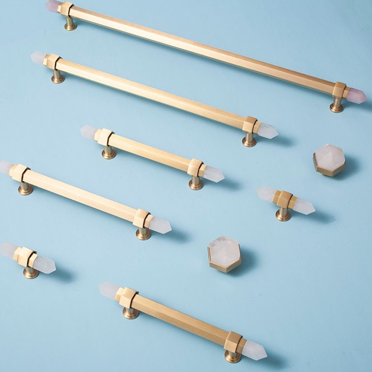Luxury brass and white quartz crystal hexagonal bar pulls/gemstone drawer pulls/crystal cabinet handles/gold door handles/hexagonal knob