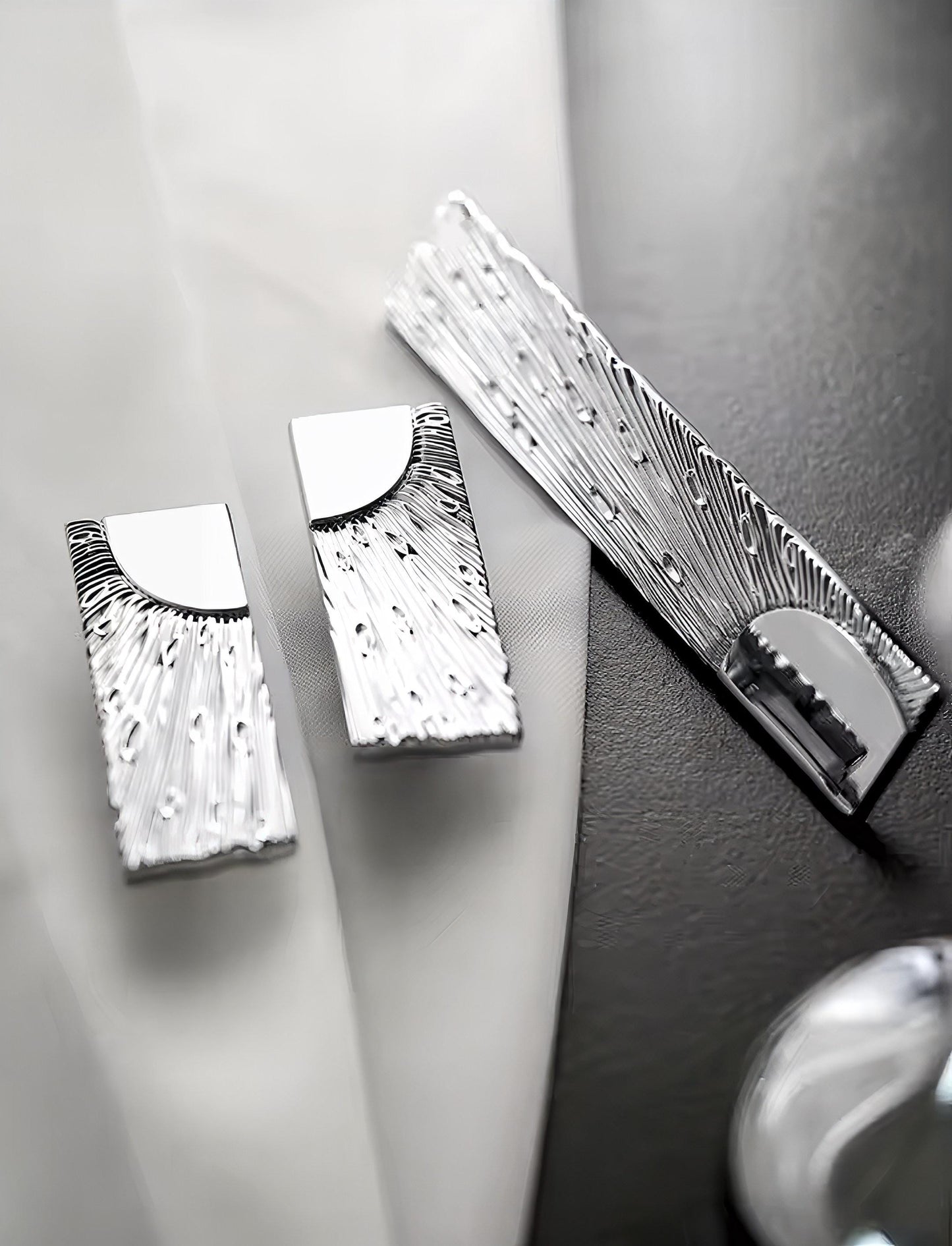 Silver sunray design rectangle bar handles/Chrome sun ray drawer pull/kitchen cabinet handles/Brass door handles/Silver furniture hardware