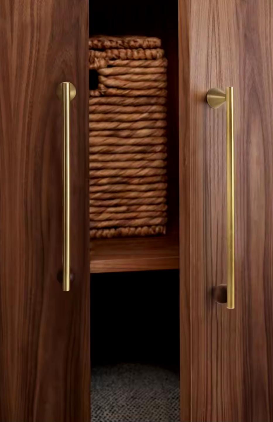 Bronze brass bar handle resting on walnut wood ball/Bronze and wood cabinet handle/Wooden furniture hardware/Bronze brass drawer pull