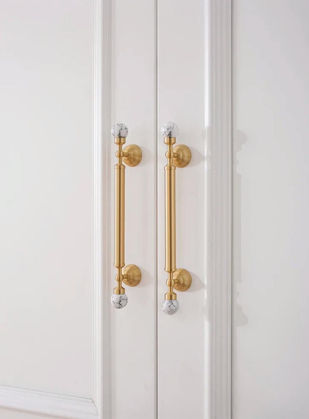 White marble and brass bar handle/Stone and brass drawer pull/unique cabinet handle/IKEA hack/wardrobe door handle/Geometric shaped hardware