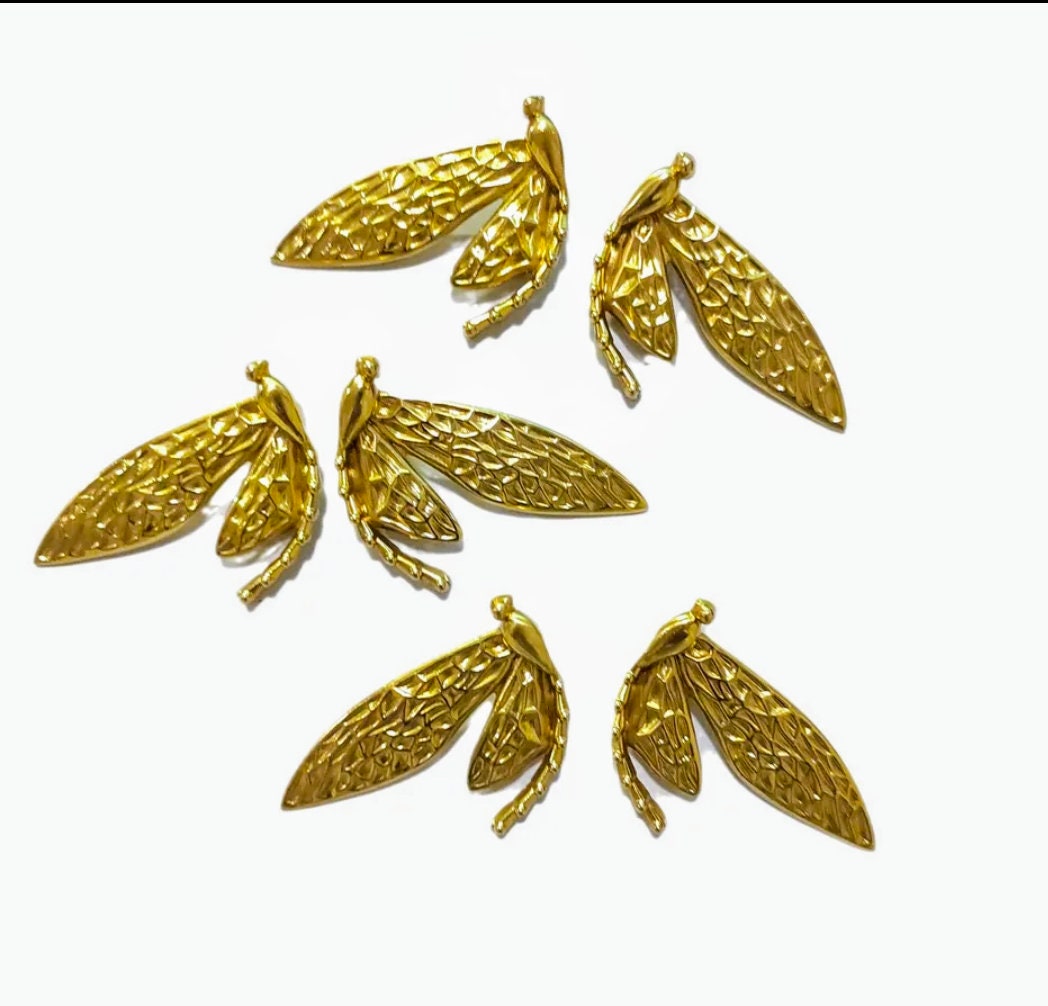 A pair of dragonfly cabinet pull/Dragonfly drawer knobs/Dragonfly drawer handle/brass furniture hardware/home improvement/Gold Door handles