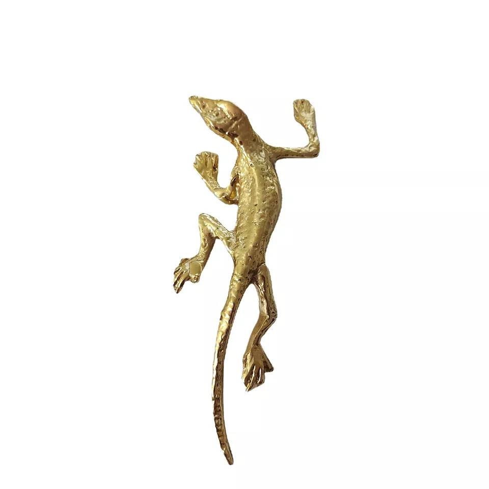 Gold lizard drawer handle/Gold Geko cabinet handle/Unique brass door handle/Brass cabinet hardware/Brass lizard door knob/Lizard door handle