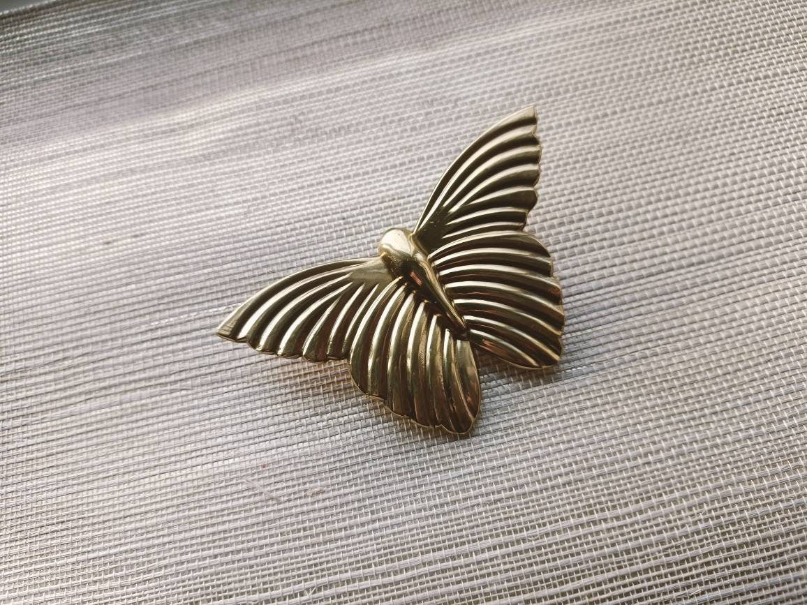Shiny polished gold brass butterfly cabinet Pull/Gold butterfly door handle/Cute Butterfly drawer knob/Gold brass butterfly wardrobe handle