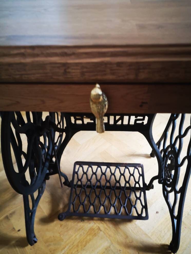 Small detailed gold bird drawer handle/Gold brass sparrow shaped cabinet pull/small chickadee door knob/nursery furniture hardware/gold bird