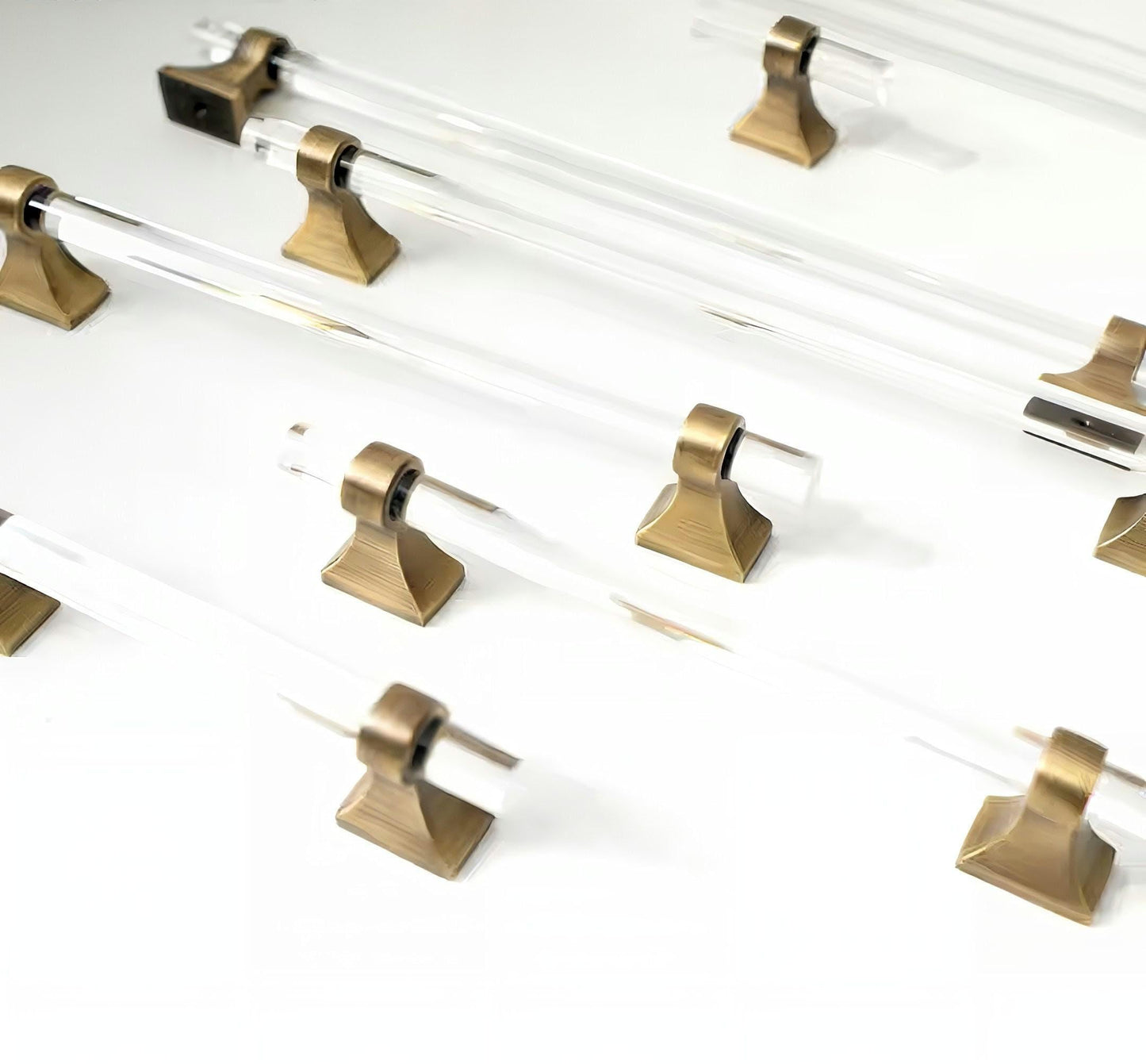 Aged brass and clear lucite cabinet bar pull handle/Acrylic drawer handle/lucite furniture hardware/brass transparent resin cabinet handle