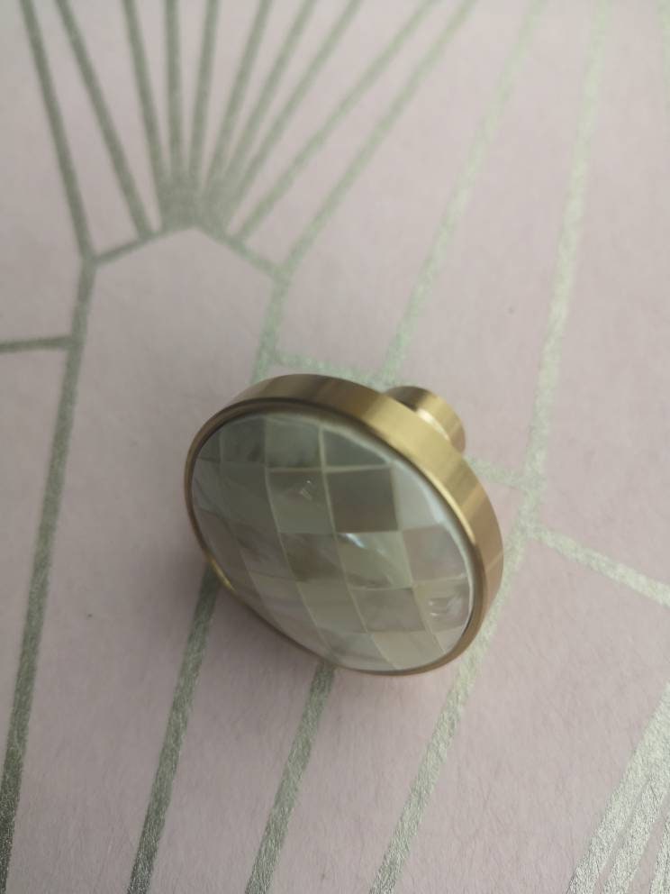 Checked white mother of pearl drawer pull/white pearl cabinet handle/pearl furniture hardware/white shell cabinet pull/gold pearl door knob