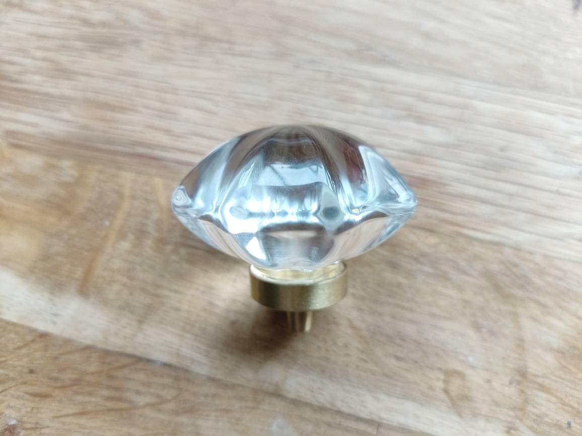 Mid century modern clear lucite cabinet pull/Transparent rounded star shaped door knob/Resin furniture hardware/vintage gran style handle