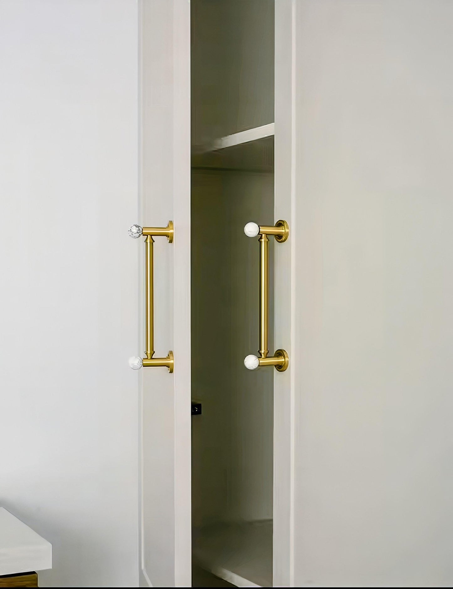 Marble & Brass Cabinet Handle: Luxury Drawer Pull