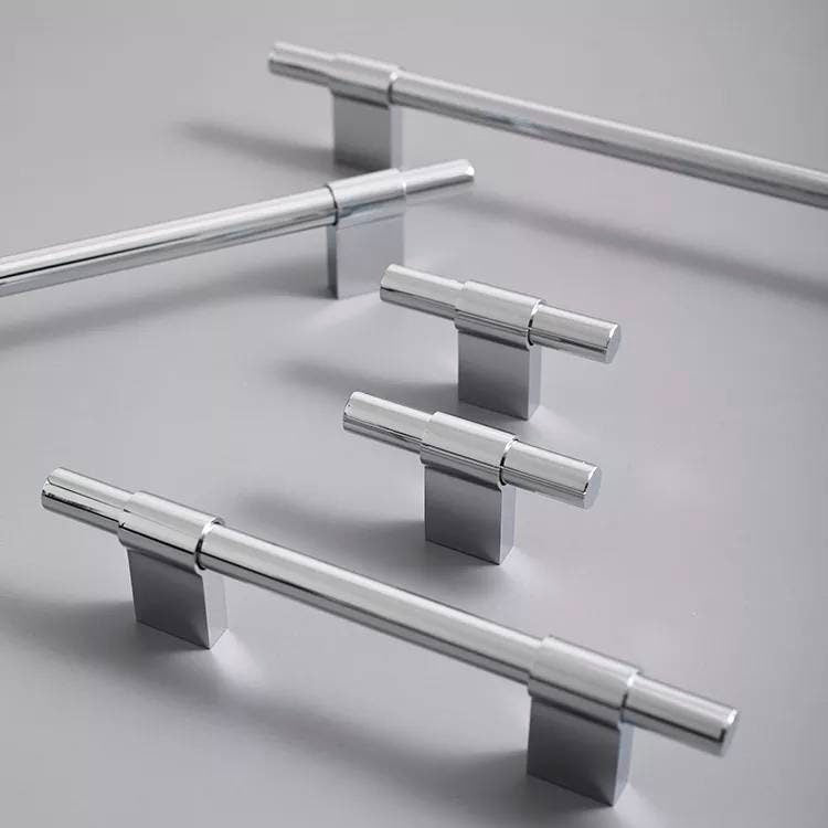 Shiny silver cabinet bar pull/silver drawer pull/kitchen hardware/metal door handle/furniture hardware/shiny silver cabinet pull/monochrome
