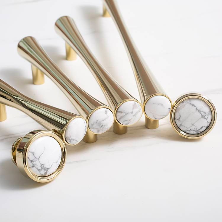 Shiny gold brass and marble bar handle/Luxury hardware/Shiny brass and white marble door handle/white marble drawer pull/Gold cabinet handle