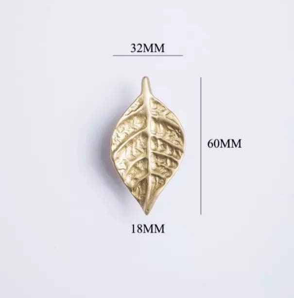 Gold brass autumn leaf cabinet handle/Gold leaf shaped drawer pull/Gold leaves door handle/Fall leaf drawer knob/gold furniture hardware
