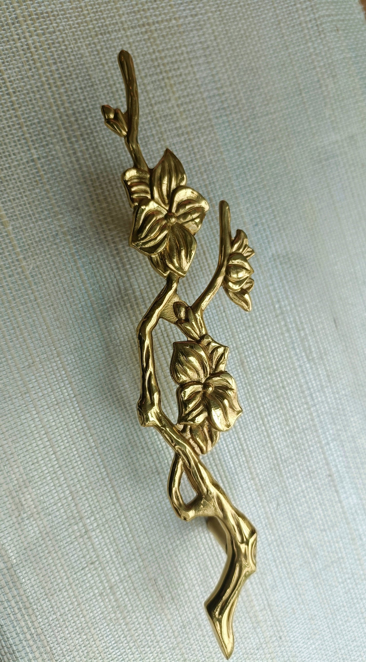 A pair of gold flower blossom drawer handles/2 gold brass branch and flower design cabinet pulls/Flower shaped wardrobe door handles