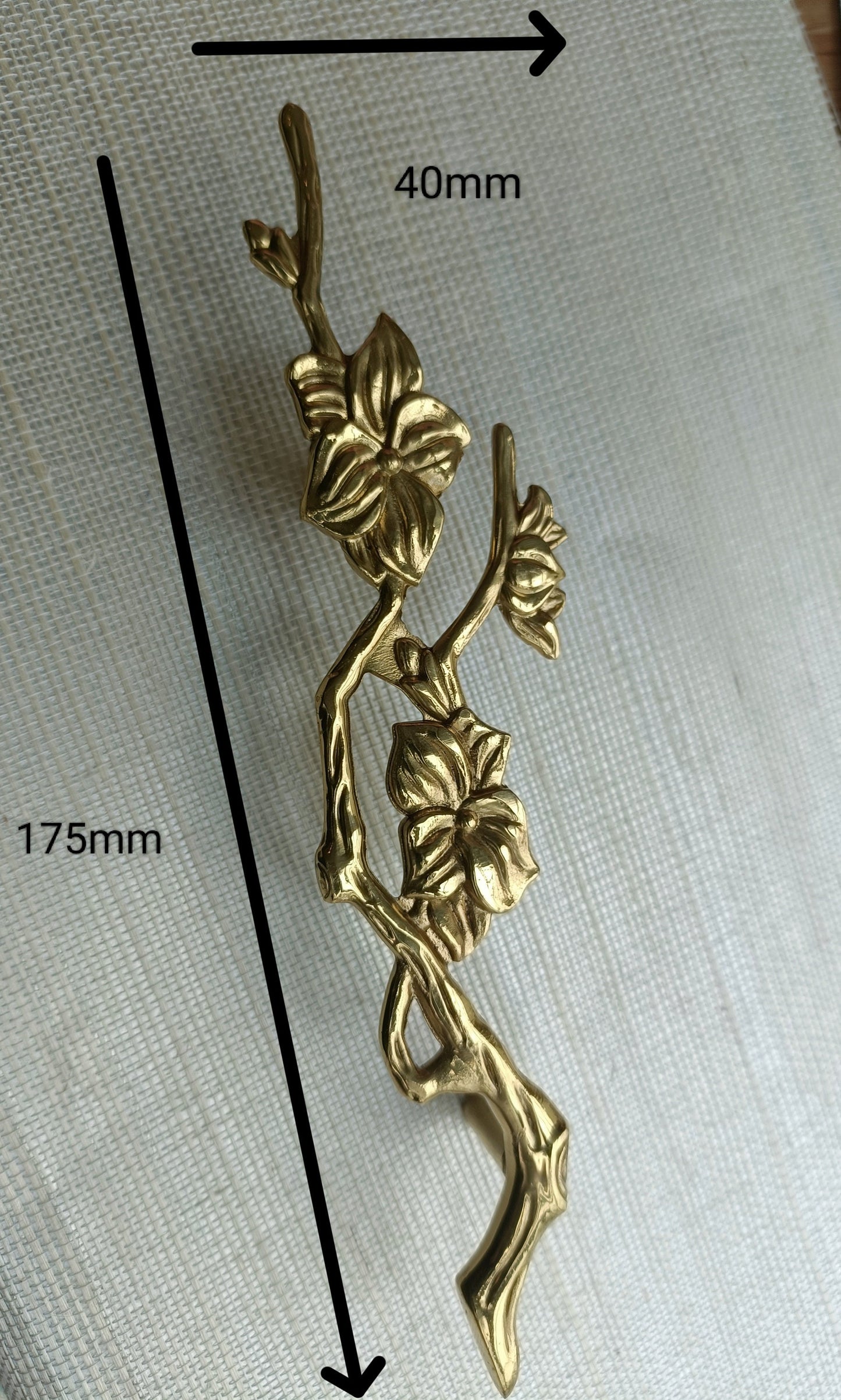 A pair of gold flower blossom drawer handles/2 gold brass branch and flower design cabinet pulls/Flower shaped wardrobe door handles