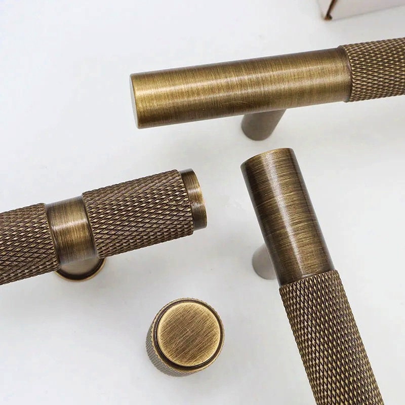 bronze knurled bar handles/bronze cabinet handles/aged brass drawer pulls/bronze cabinet door handle/hardware for kitchens/modern hardware
