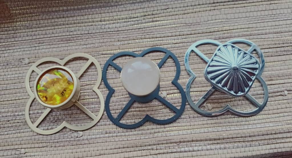 Clover shaped geometric pattern backplate for drawer handles/Gold, Silver or black back plates for cabinet pulls/Modern handle backplates