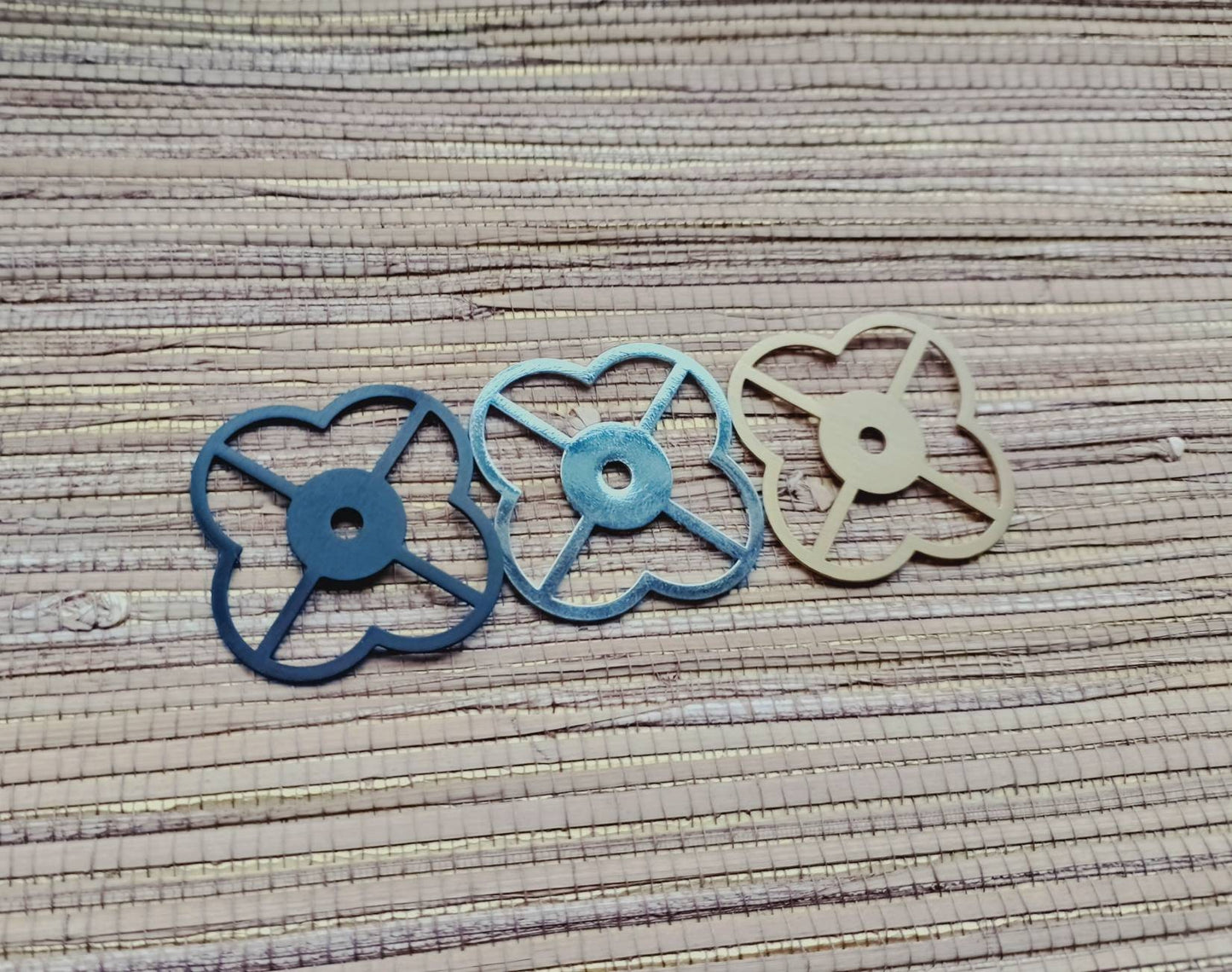 Clover shaped geometric pattern backplate for drawer handles/Gold, Silver or black back plates for cabinet pulls/Modern handle backplates