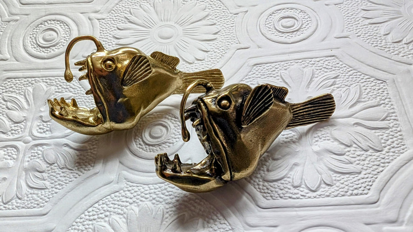 Gold lantern fish cabinet pull/Angle fish drawer handle/Unique fish door handle/Gothic core door knob/Quirky brass cabinet handle