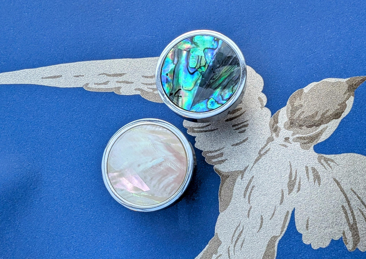 Silver Iridescent Pearl Shell Drawer Pull/Abalone Pearl Cabinet Pull/Mother of Pearl Door handle/MOP door knob/Silver furniture hardware