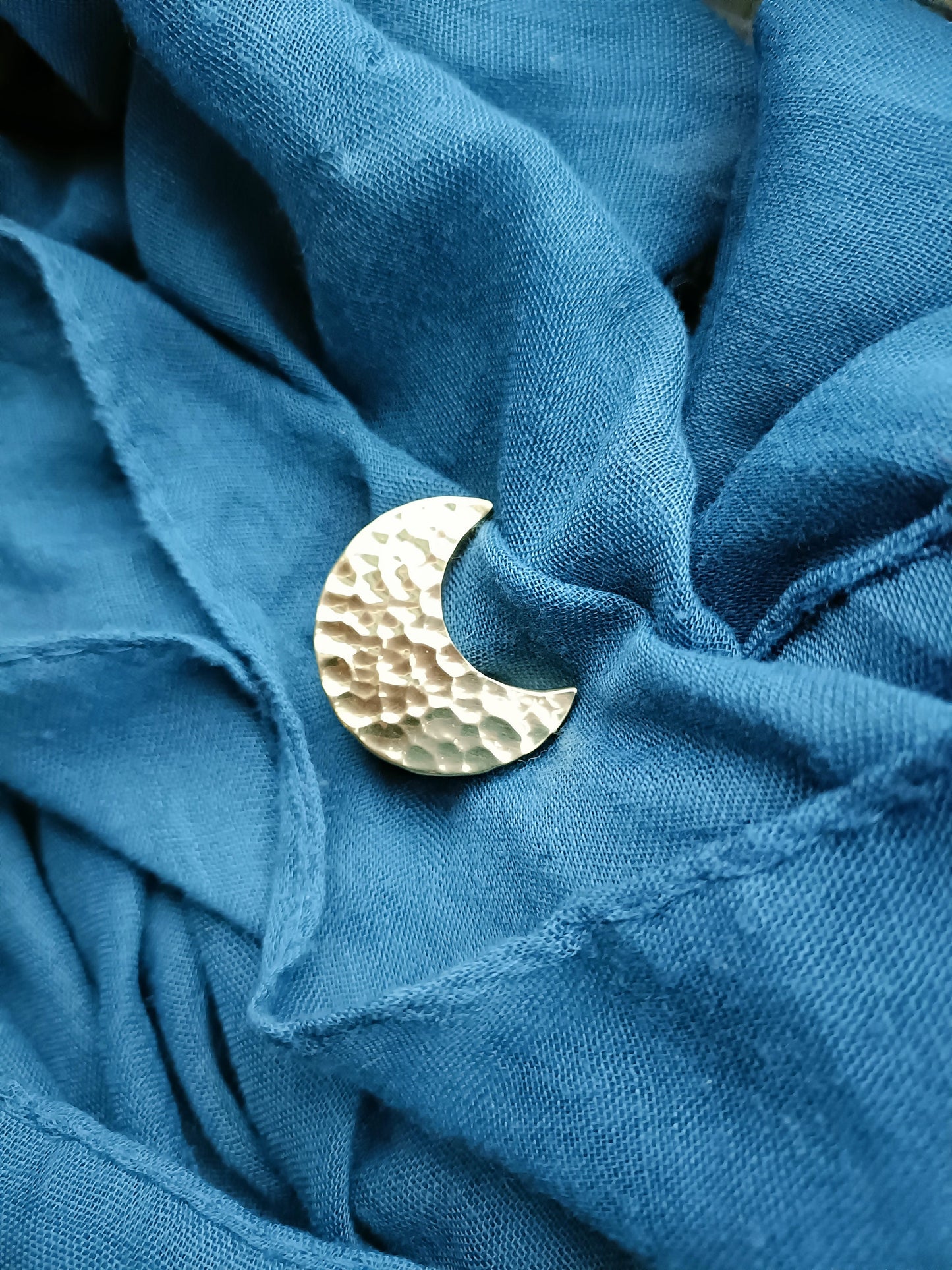 Shiny gold brass moon door handle/Hammered brass drawer knob/home improvement/cabinet pull/Moon door knob/Cabinet handle/Gold brass hardware