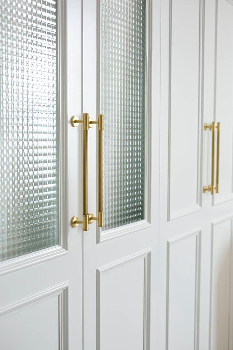 Matte gold line texture bar handle/Gold cabinet pull with round feet/Brass door handle/bar drawer pull/furniture hardware/home improvement