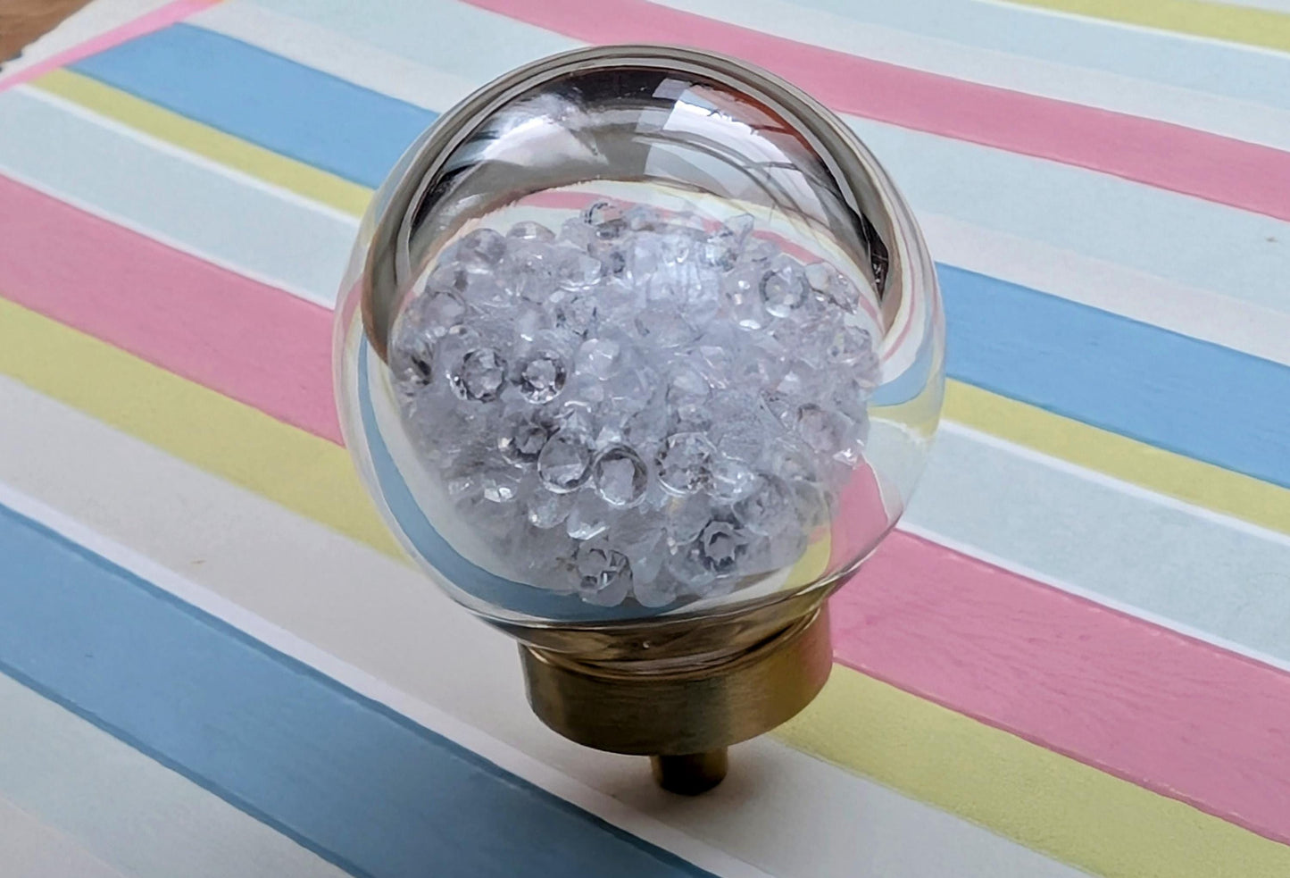 Mid century modern clear crystal cabinet pull/Transparent  oval shaped door knob/crystal furniture hardware/vintage style egg shaped handle