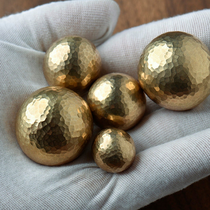 Shiny hammered brass ball drawer knob/textured gold ball cabinet pull/shiny gold ball drawer handle/brass furniture hardware/round gold knob