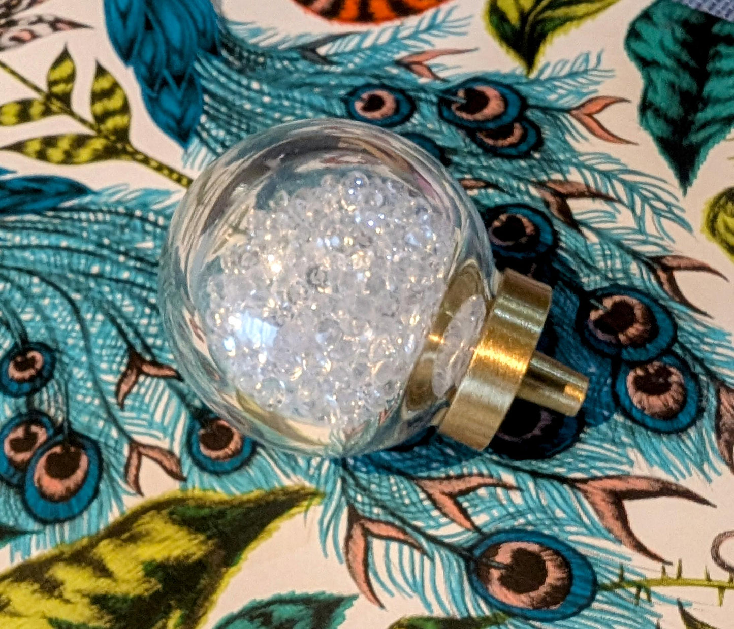 Mid century modern clear crystal cabinet pull/Transparent  oval shaped door knob/crystal furniture hardware/vintage style egg shaped handle