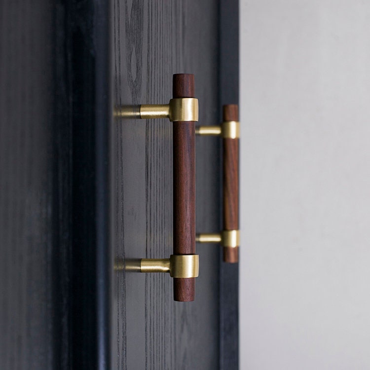 Dark brown wood and gold brass cylindrical shaped bar handle/wooden drawer pull/kitchen furniture hardware/modern cabinet handle/simple look