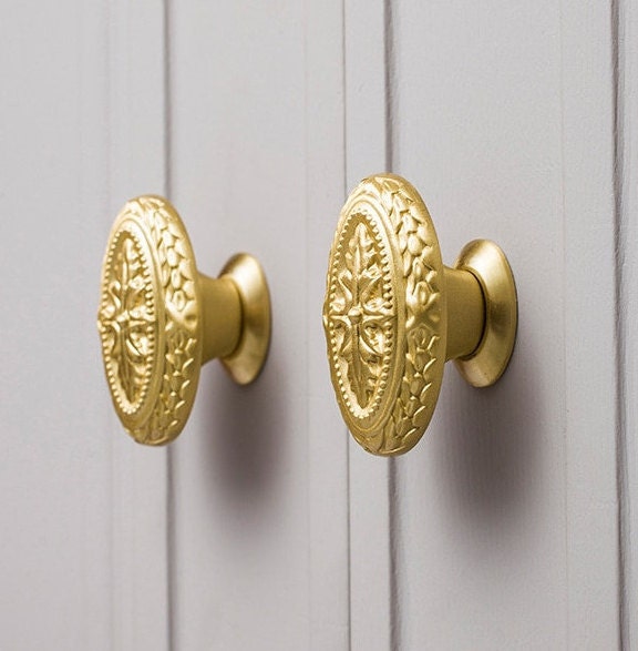 Antique Baroque style drawer knob/Brass oval cabinet pull/gold or silver Regency style door handle/gold Furniture hardware/rocco drawer pull