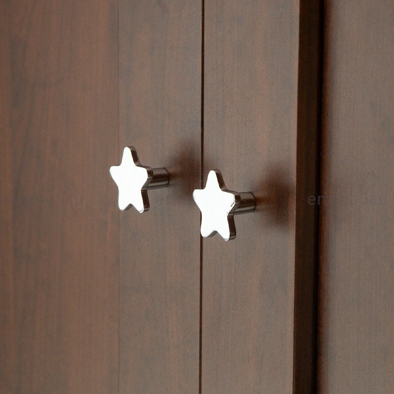 Silver star door handle/Star drawer knob/home improvement cabinet pull/night sky nursery decor/Silver star drawer handle/IKEA hack door knob