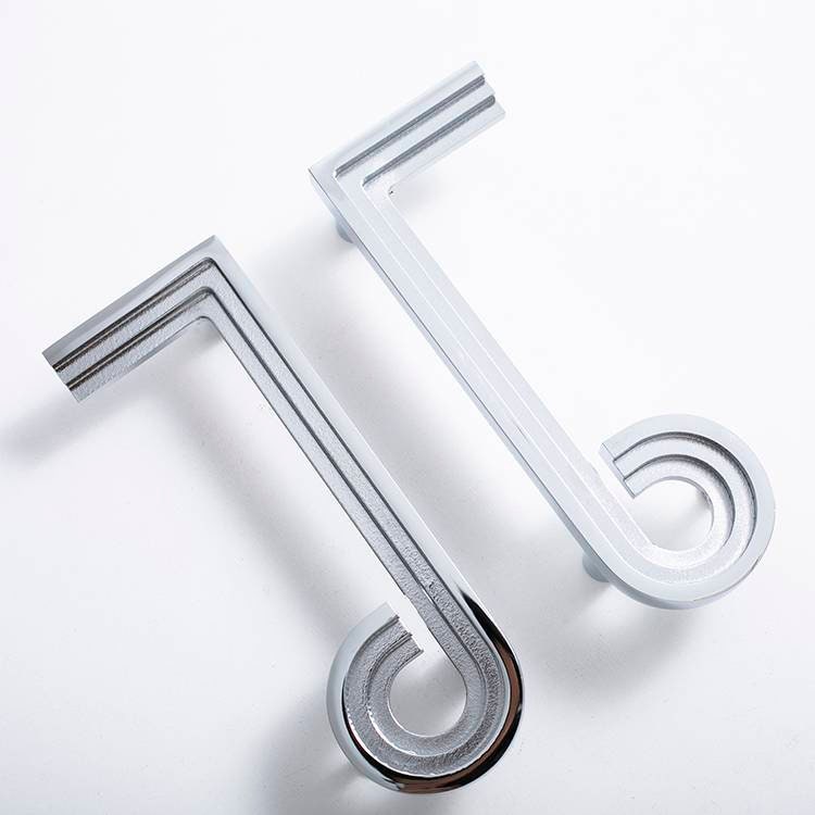 Silver note shaped retro door handle/Silver geometric shape wardrobe handle/Chrome mid century modern style drawer pull/Statement handles