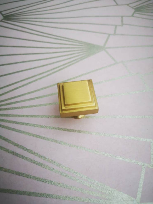 Gold brass square shaped drawer pull/Gold geometric square cabinet pull/Square door knob/brass furniture hardware/gold square cabinet handle
