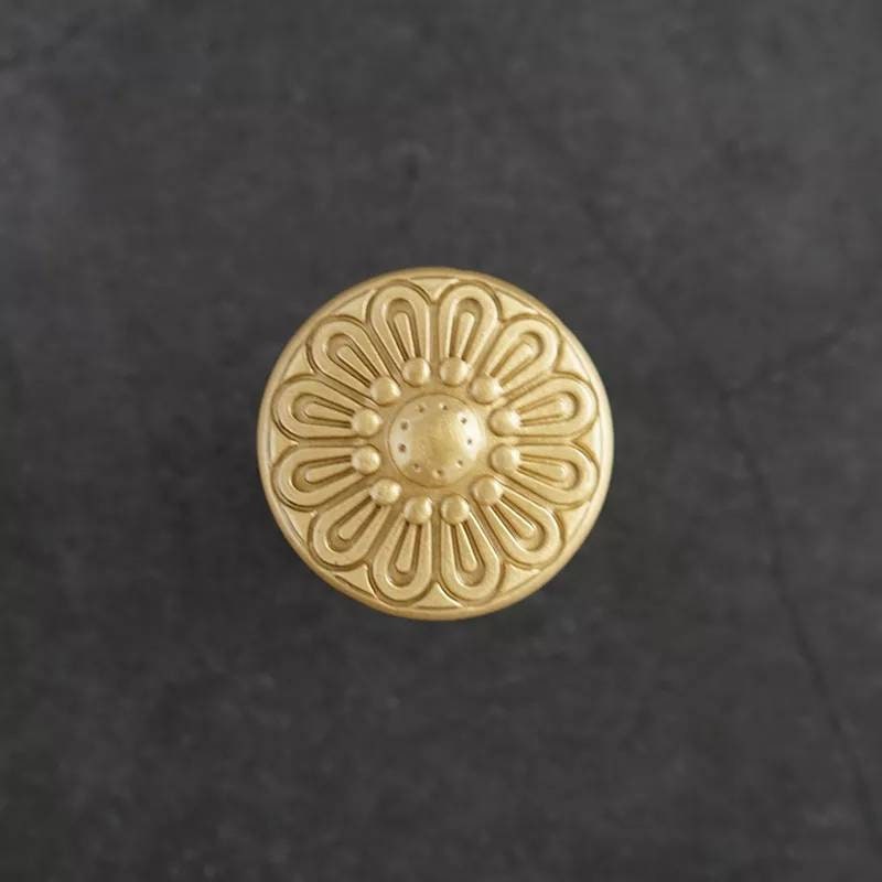 Edwardian style drawer knob/solid brass flower patterned cabinet pull/gold antique style door handle/gold Furniture hardware/gold door knob