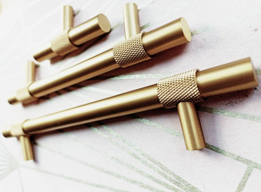 Matt gold with textured detail cabinet bar handle/Brass drawer pull/gold knurled cabinet pull/Brass furniture hardware/kitchen hardware