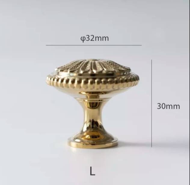 Shiny gold or silver antique style drawer pull/Ornate Edwardian daisy design door handle/Arts and craft inspired flower pattern cabinet knob