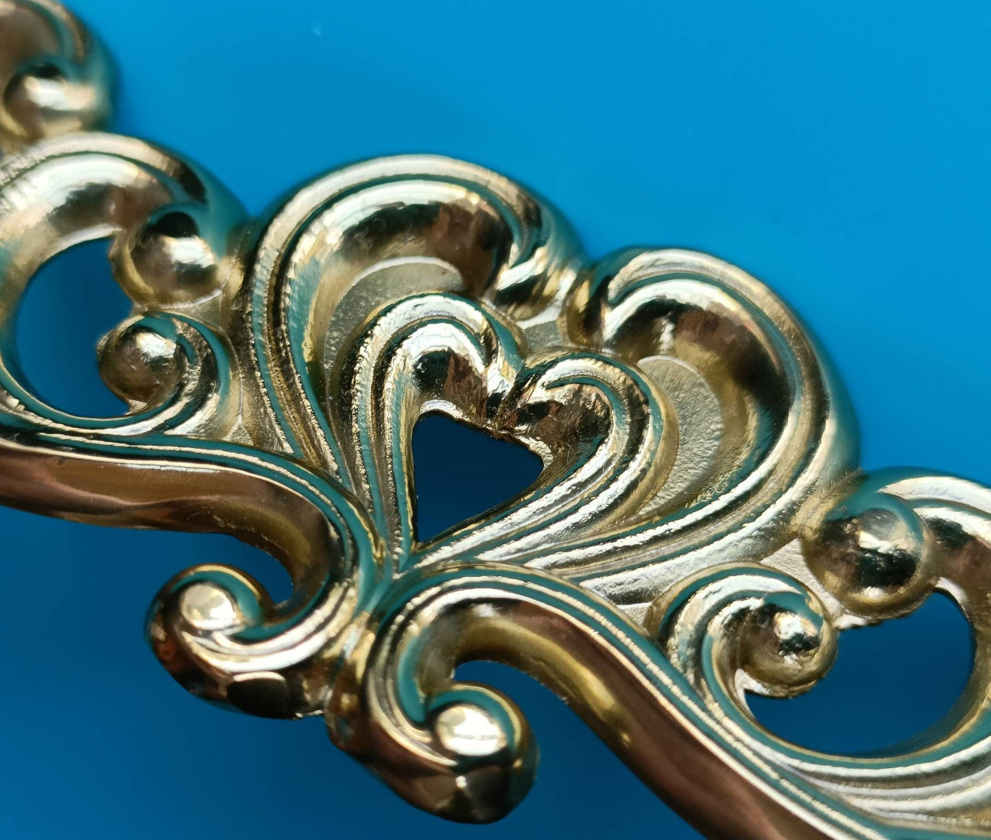 Ornate style solid brass cabinet pull/French style drawer handle/Brass furniture hardware/Gold vintage style door handle/Heart shaped pull
