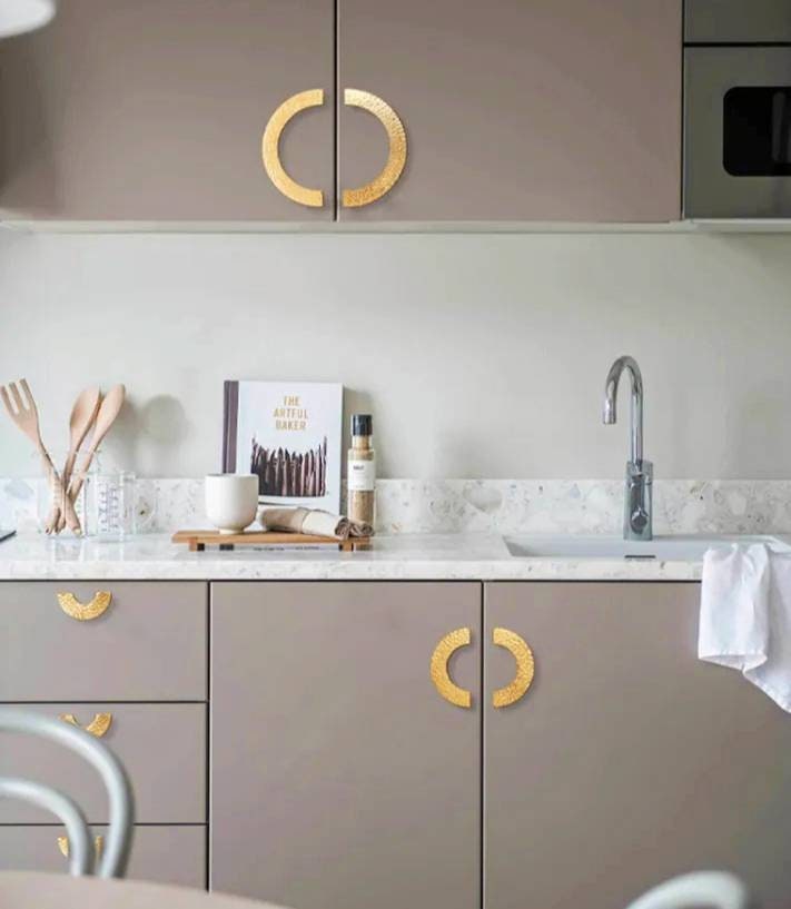 Shiny textured gold brass semi circle  handle/hammered gold drawer pull/kitchen hardware/large cabinet handle/gold wardrobe door handle