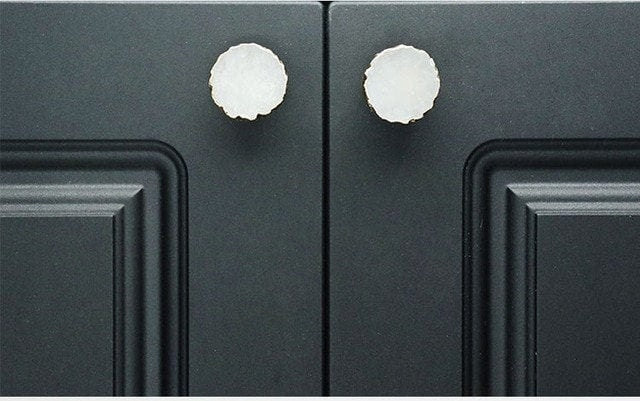 Round white quartz drawer handle with gold edges/gemstone and brass door knob/white crystal cabinet handle/gold brass and crystal hardware
