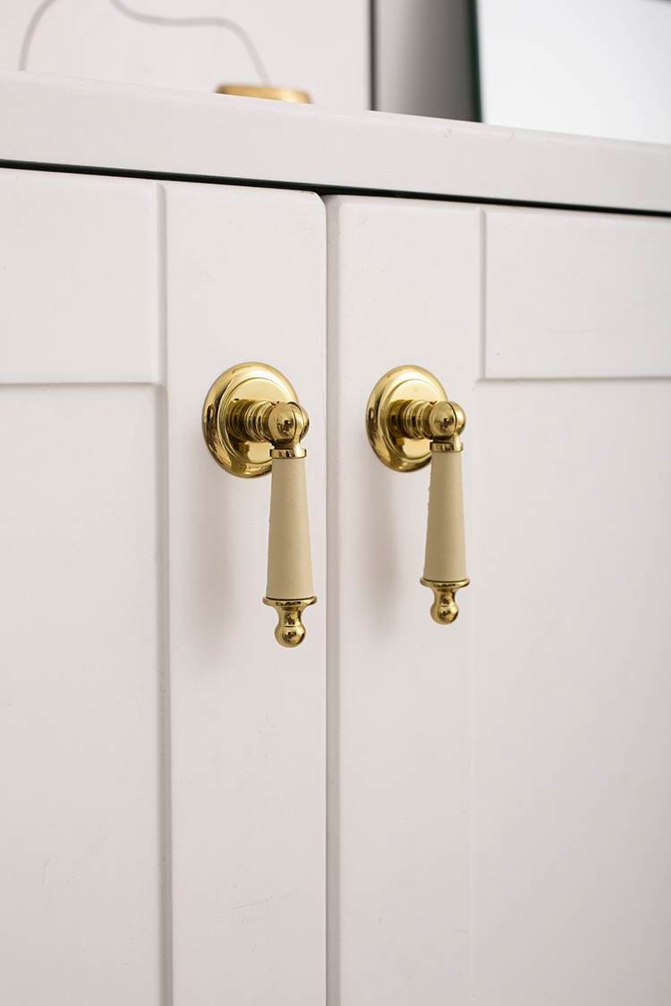 Neutral colour leather and shiny gold drop handle/Brass brown, tan and cream leather drop cabinet pull/Gold drop handle wrapped in leather