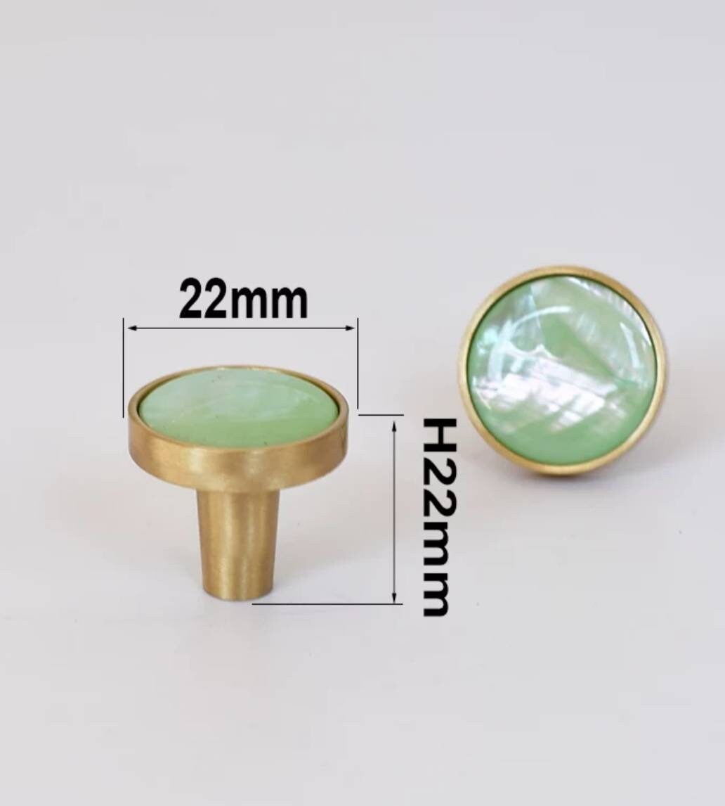 Mother of pearl drawer pull/Pastel shades pearl cabinet handle/Shell door handle/Pearl furniture hardware/Pearl drawer knob/Pearl door knob