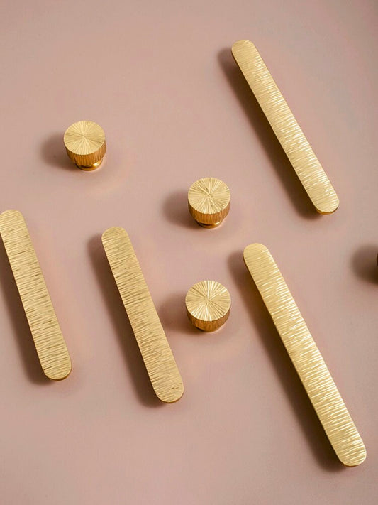 Retro style gold brass shape bar handle and knobs/Scored texture gold brass hardware/Shiny gold brass drawer pull/Gold kitchen hardware/MCM