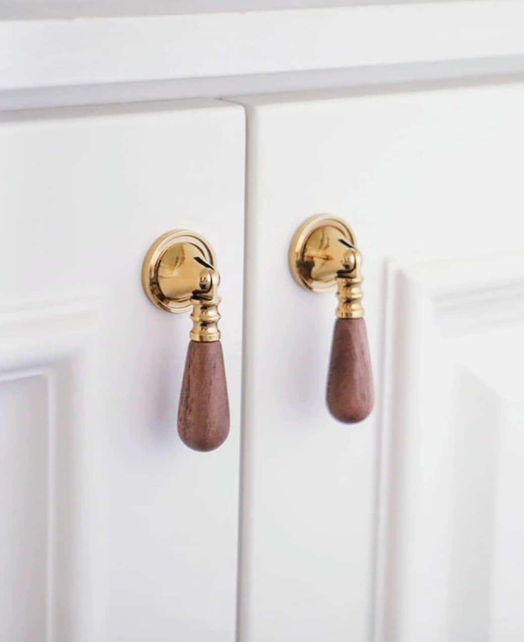 Walnut wood and brass drop handle/Wooden drop drawer pull/Gold or silver cabinet pull/Wooden furniture hardware/Dresser door knob